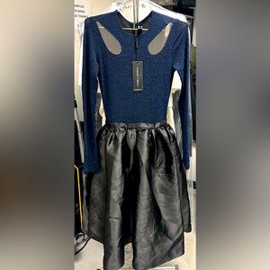 Isabel Garcia Navy Blue and Black satin skirt